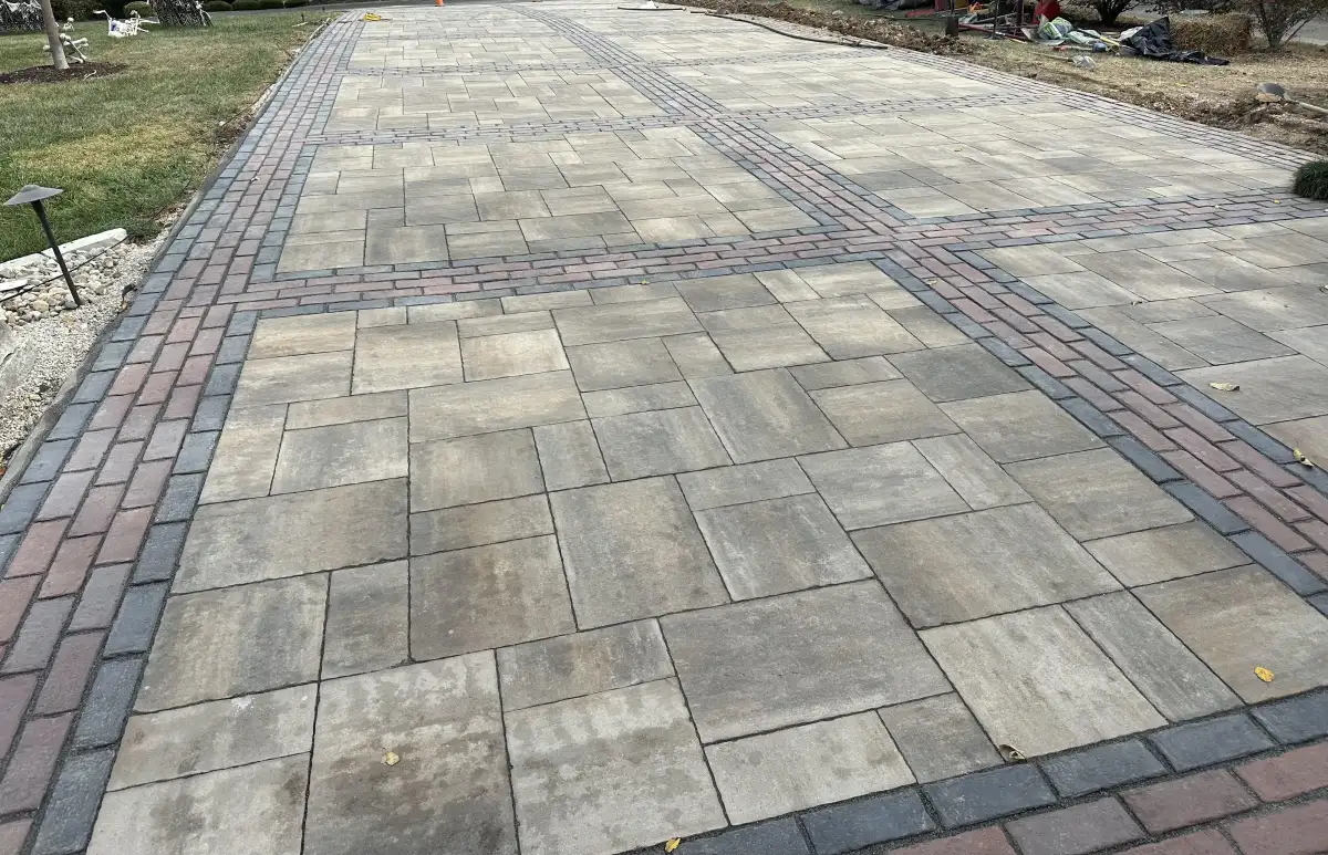 Paver driveway perspective view with brick border detail in St. Louis